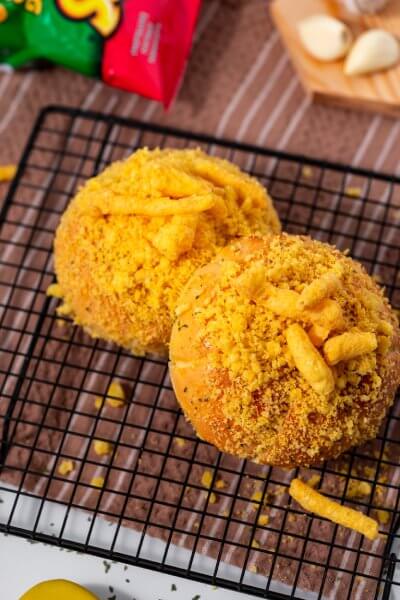 kue-cake-ulang-tahun-custom-tart-bakery-dessert-cookies-surabaya-roti-mox-best-seller-Garlic-Bread-009